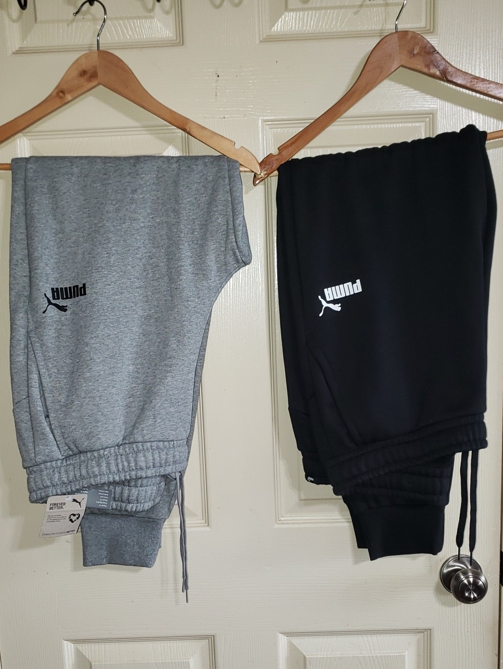 BUNDLE TWO (2) Puma Mens Sweatpants Joggers in Gray & Black XL Heavy Winter Fall